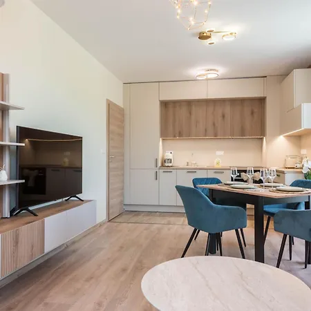 Ivy - Lux With Parking & Pool In Azur Panorama Appartamento Saints Constantine and Helena