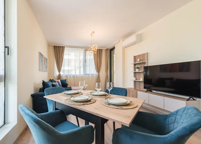 Ivy - Lux With Parking & Pool In Azur Panorama *