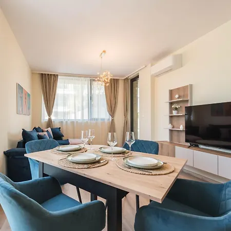 Ivy - Lux With Parking & Pool In Azur Panorama *