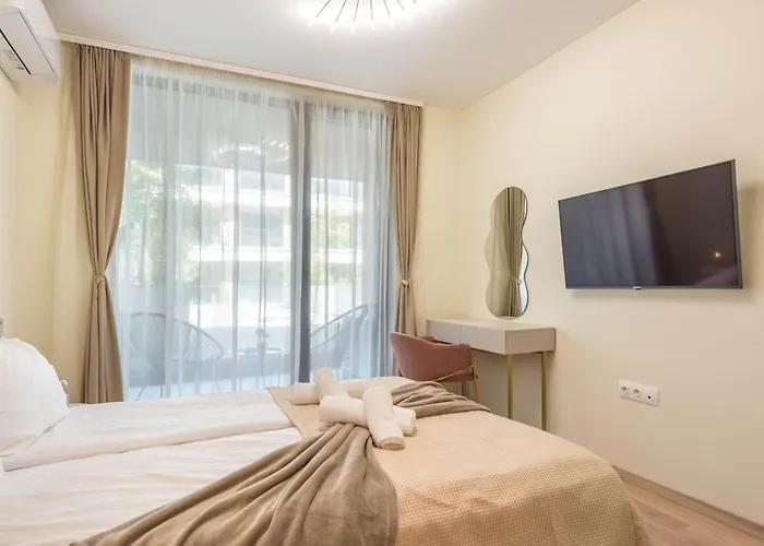 Ivy - Lux With Parking & Pool In Azur Panorama Saints Constantine and Helena